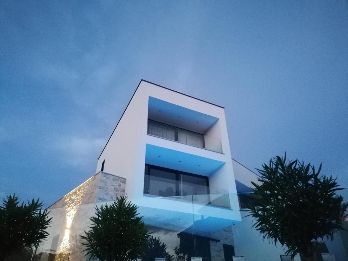 Villa Novamarin Drage Luaran gambar